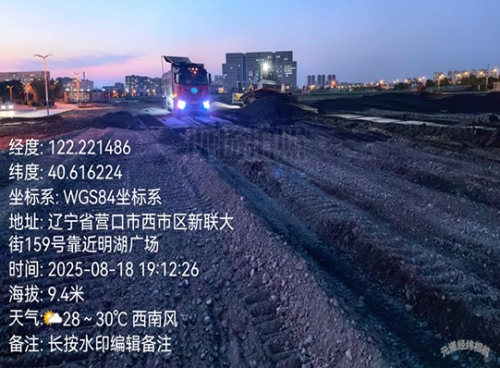 明湖广场东侧停车场